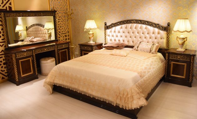 Set Kamar Mewah Klasik Artemis Brown